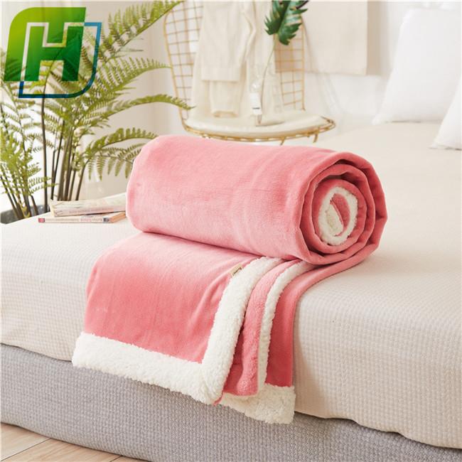 Flannel sherpa blanket (1)