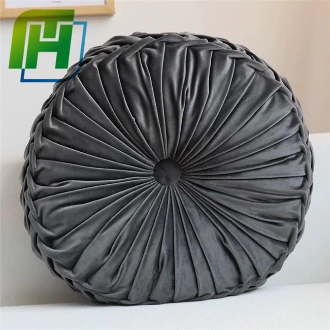 Round Pintuck Pillow