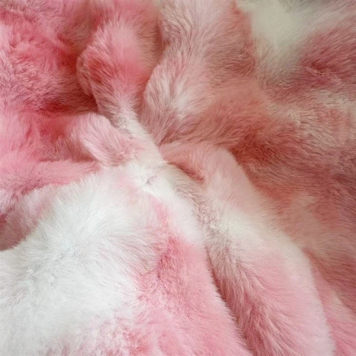 Rabbit Faux fur Bubble Fabric