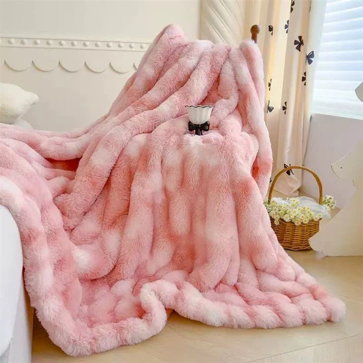 Rabbit Faux fur Bubble Fabric
